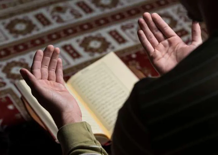 Religious Outreach Experiences - Volume03 Issue04